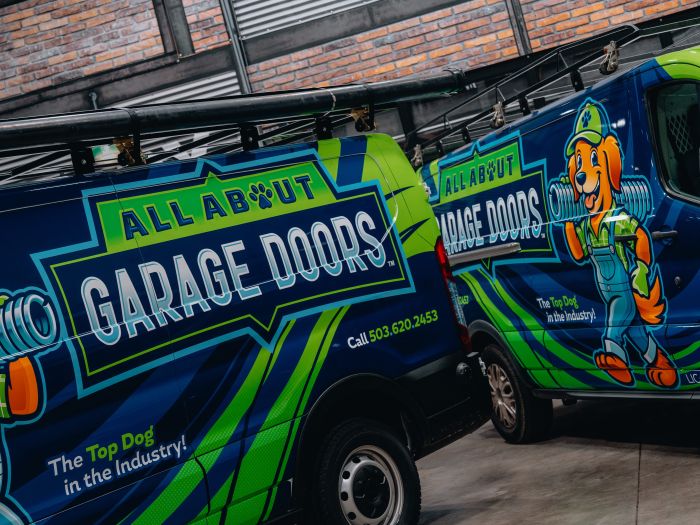 Local Garage Door Company West Linn OR