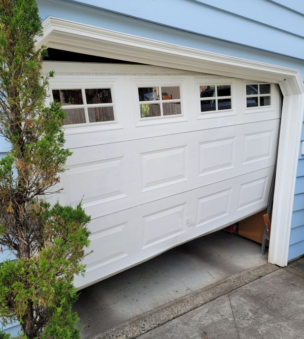 Trusted Garage Door Company Newberg Or