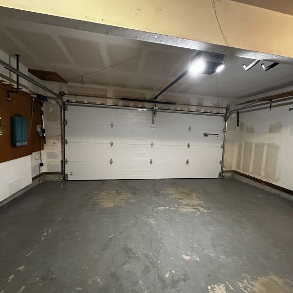 All About Garage Doors, a local garage door company, offers installations, replacements, repairs, and maintenance to local Bridlemile Portland OR Homes